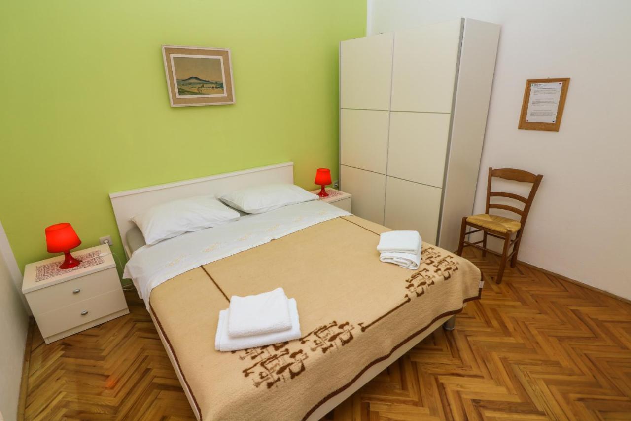 באסקה Double Rooms With Terrace Tomica מראה חיצוני תמונה