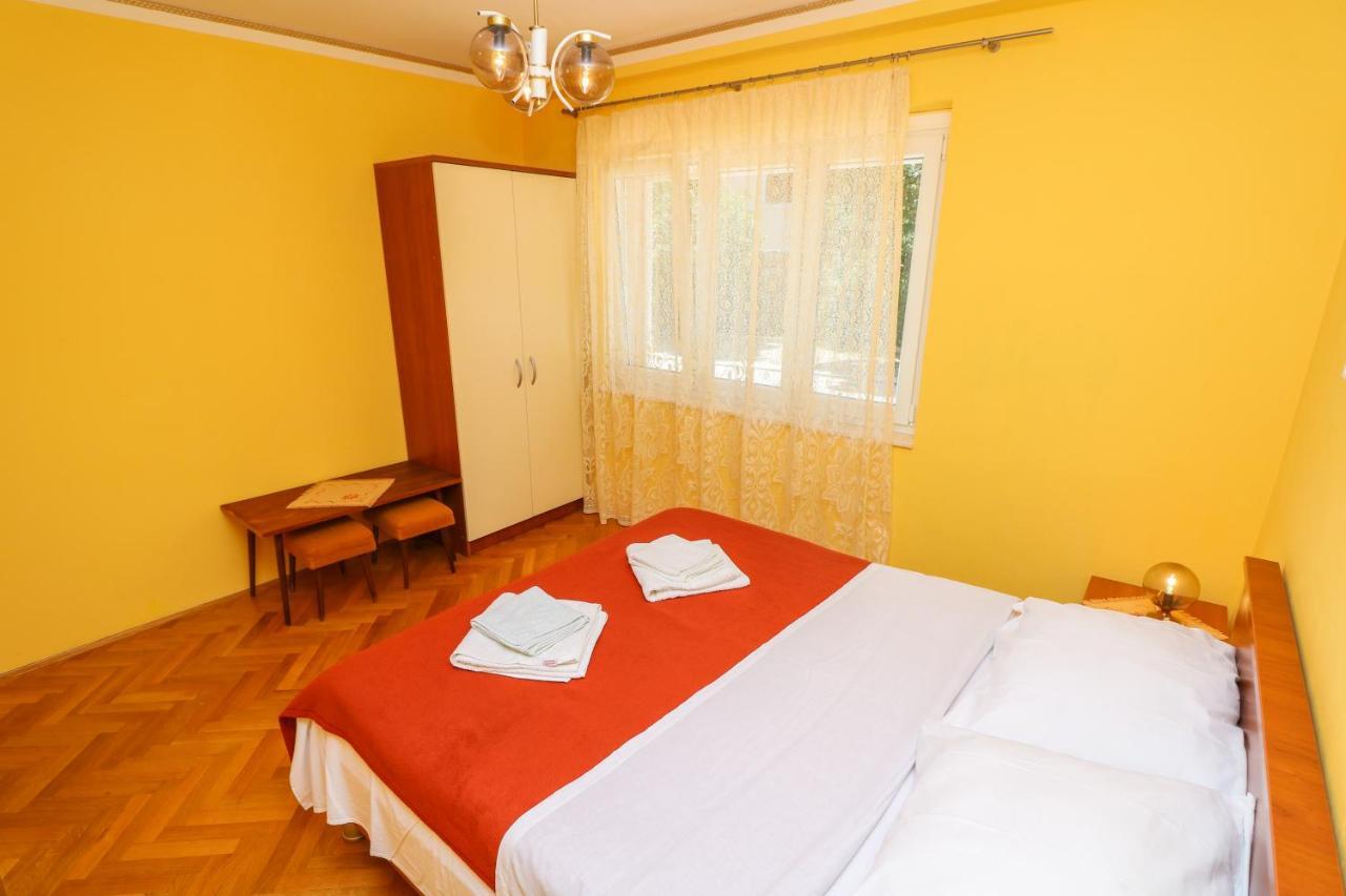 באסקה Double Rooms With Terrace Tomica מראה חיצוני תמונה
